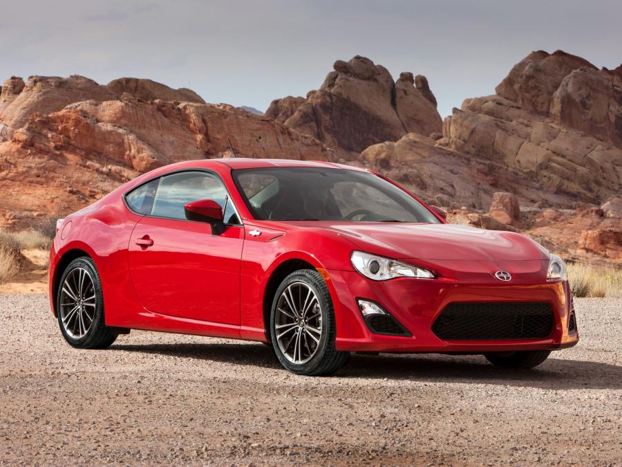  Scion FR-S 2012 года  (фото 1 из 16)